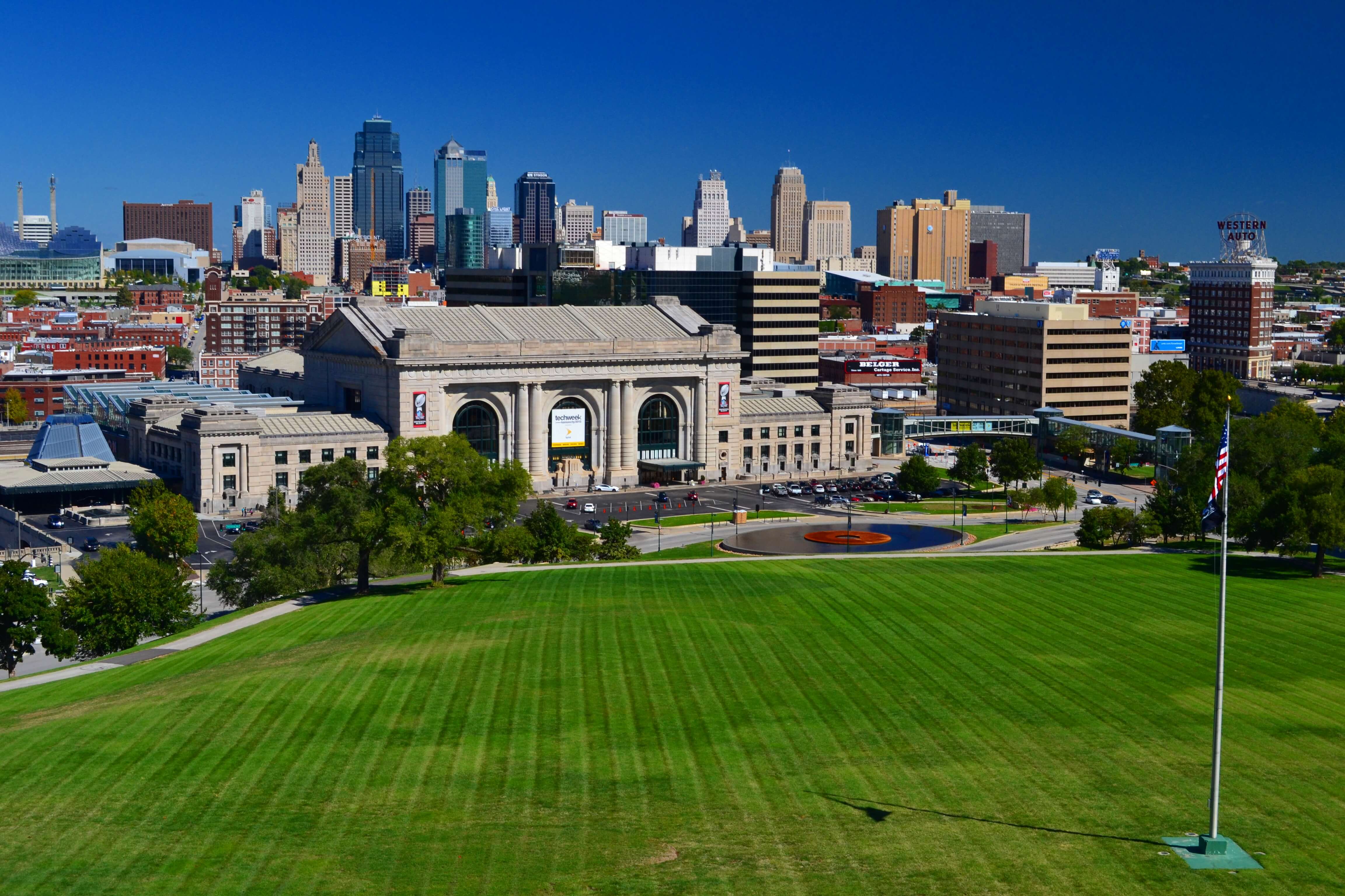 Visiting Kansas City, The City of Fountains - Zimmin Around the World