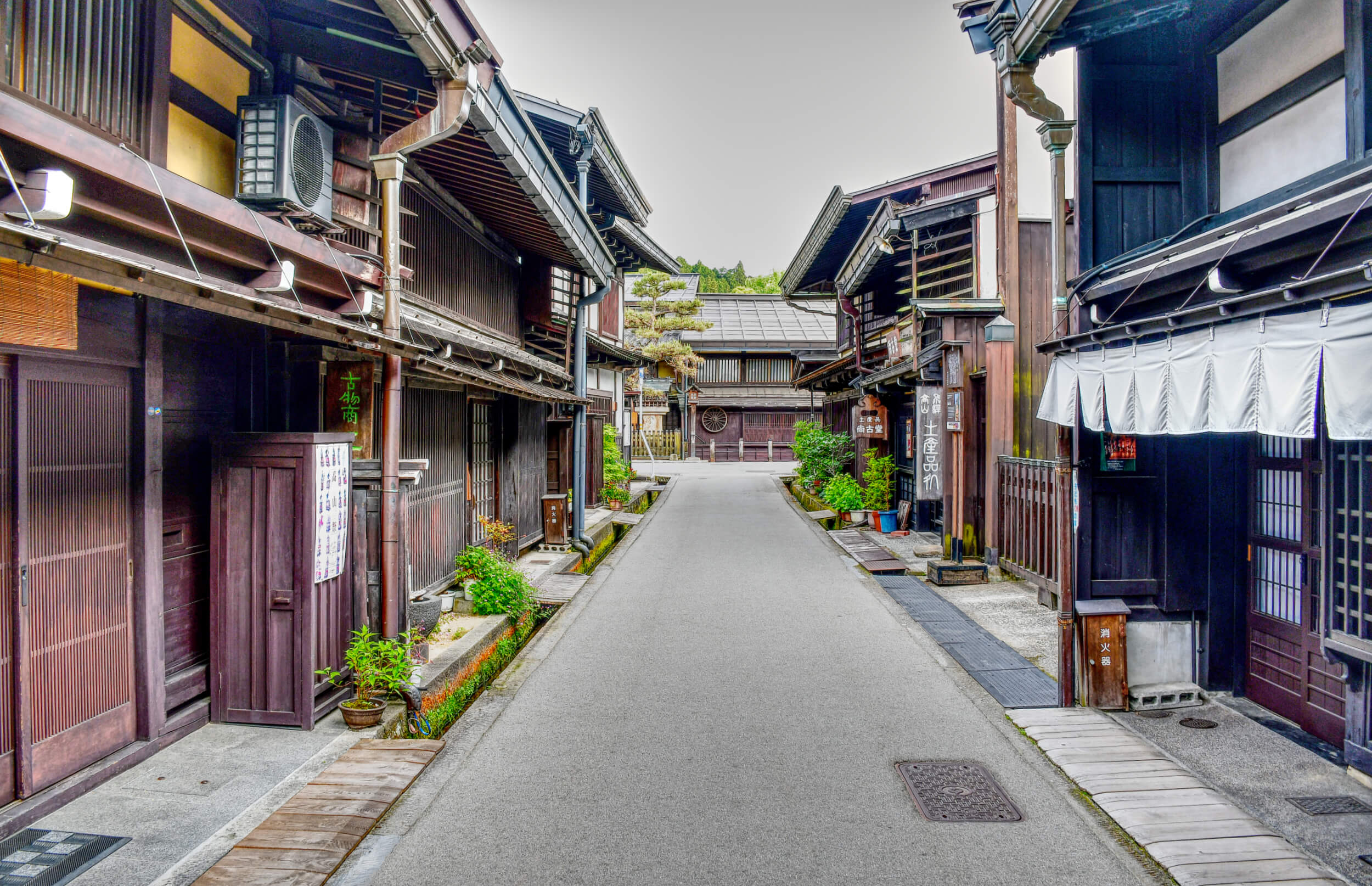 Our Takayama Travel Guide, Hida Beef and Historic Districts - Zimmin ...