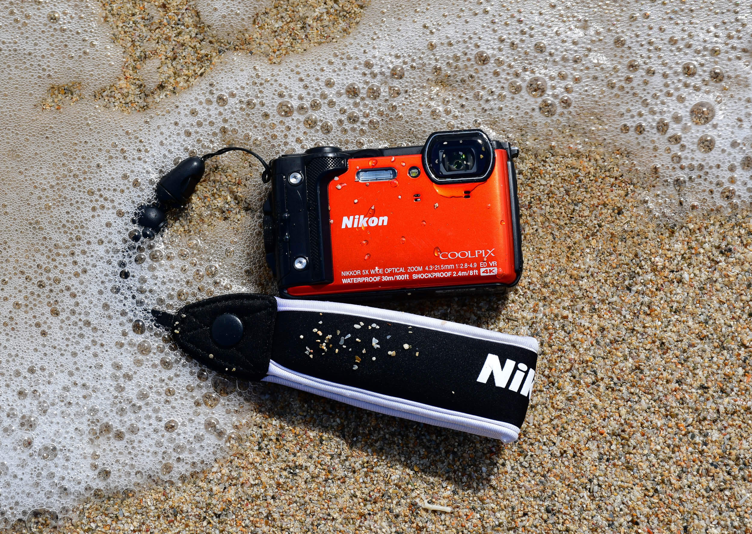 Nikon COOLPIX W300 Compact Digital Camera  Waterproof Camera for  Underwater Shooting