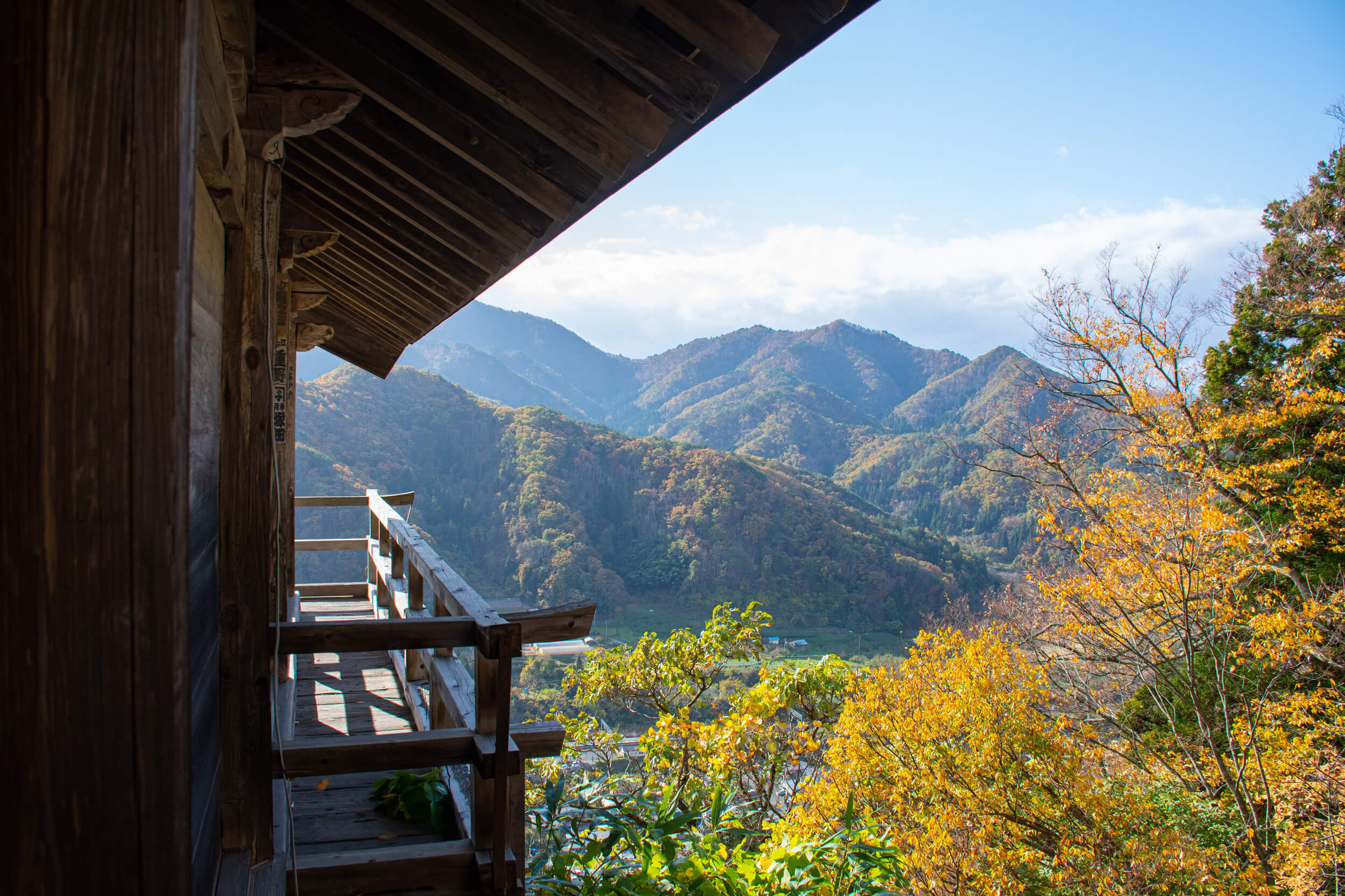 Hiking to Risshaku-ji: Yamagata's Yamadera Temple - Zimmin